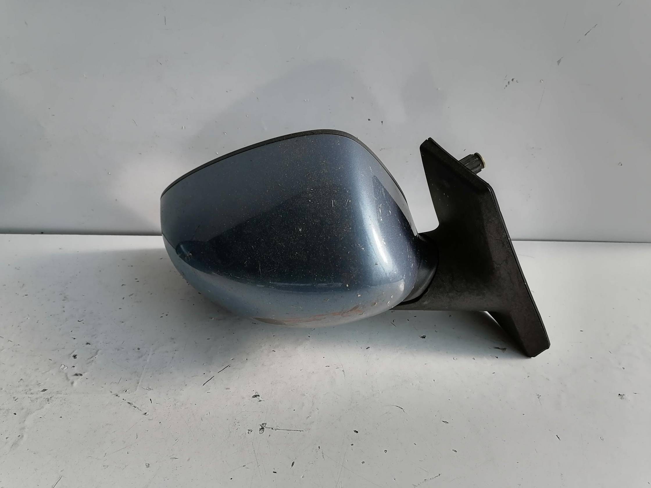 Retrovisore est. dx.